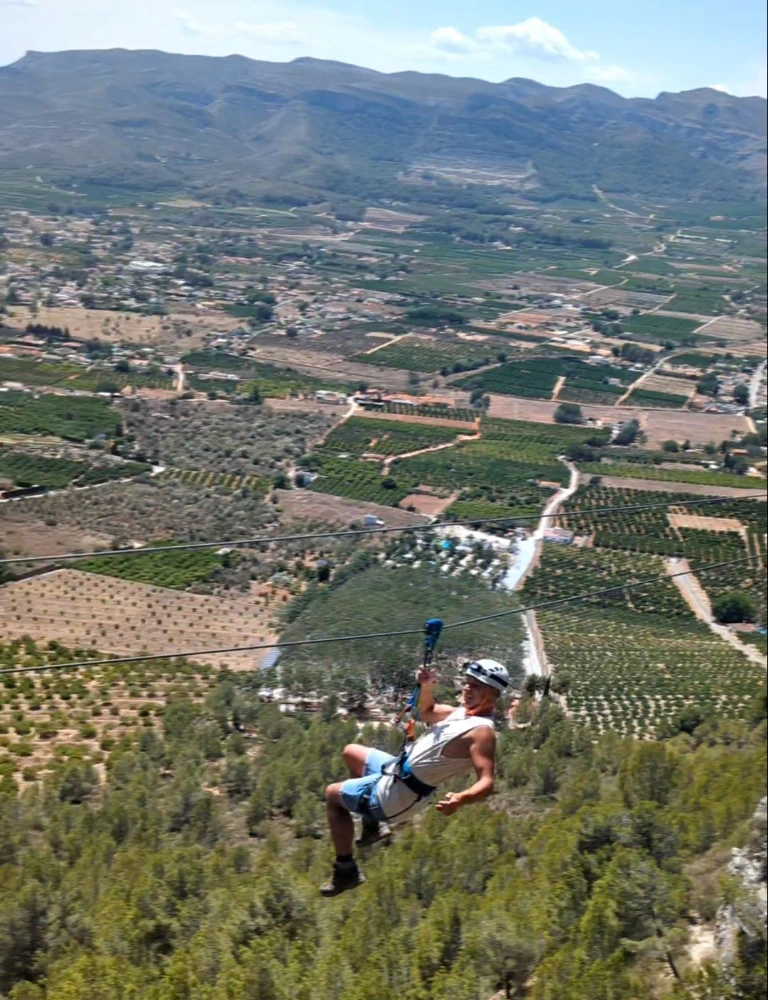 La Falconera via ferrata tirolina