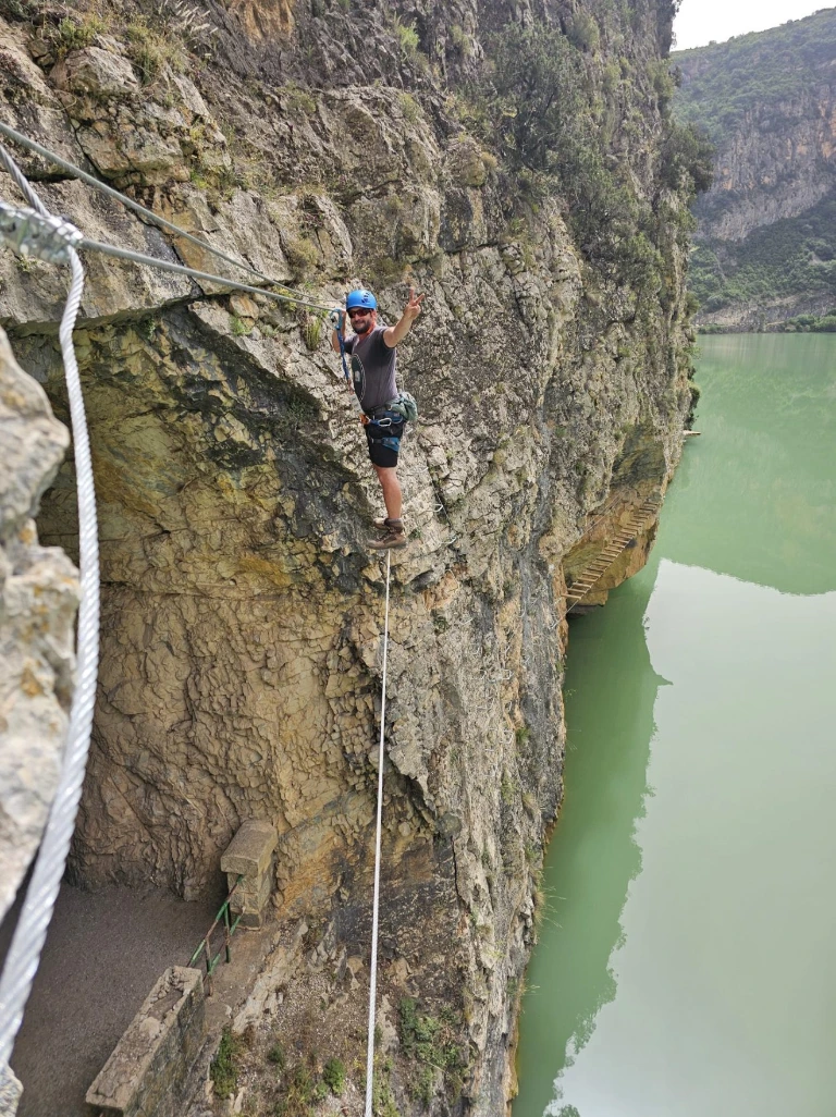 Paret de les Arcades climbing